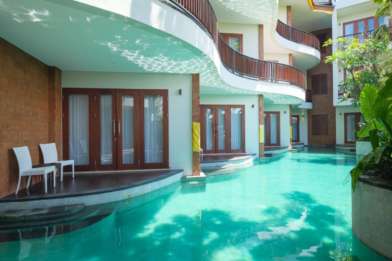 Djabu Seminyak Hotel Денпасар Екстериор снимка