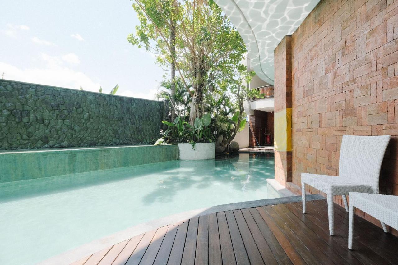 Djabu Seminyak Hotel Денпасар Екстериор снимка