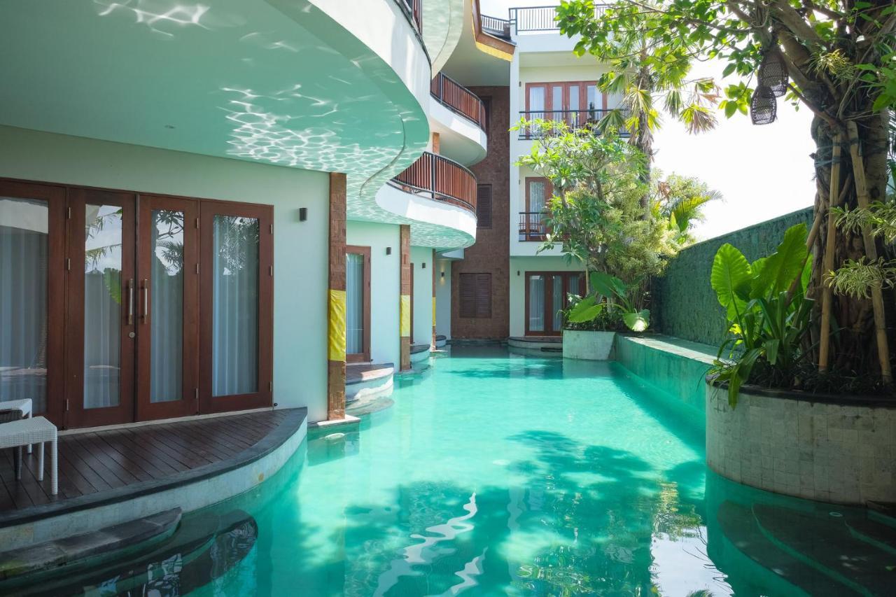 Djabu Seminyak Hotel Денпасар Екстериор снимка