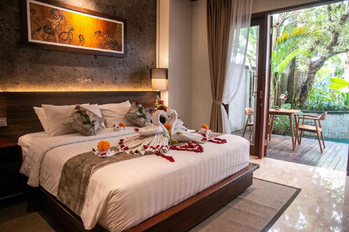 Djabu Seminyak Hotel Денпасар Екстериор снимка