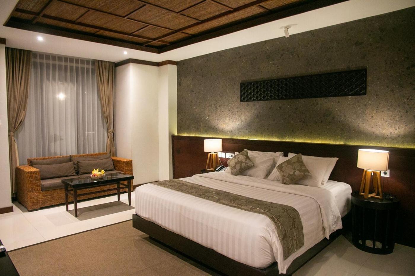 Djabu Seminyak Hotel Денпасар Екстериор снимка