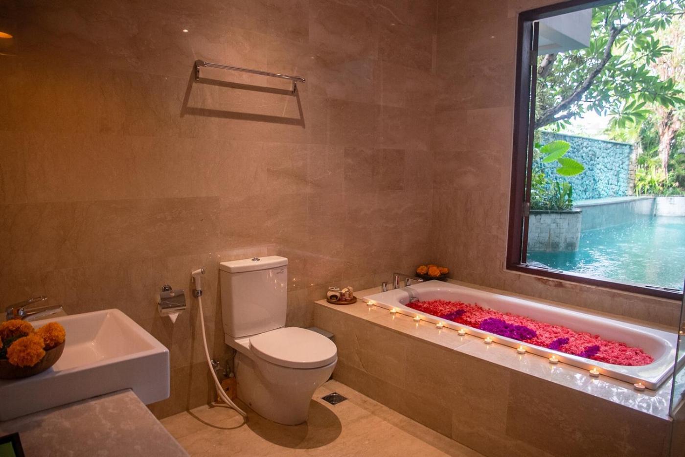 Djabu Seminyak Hotel Денпасар Екстериор снимка