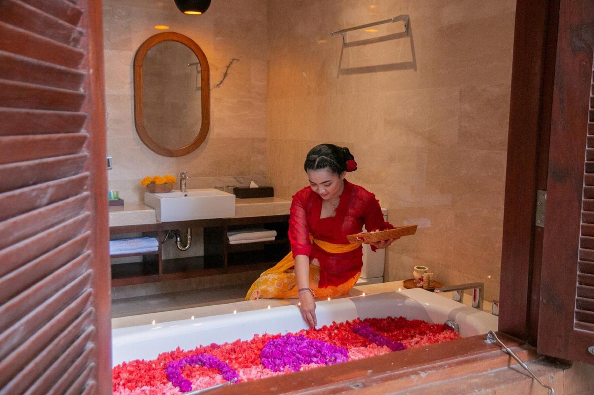 Djabu Seminyak Hotel Денпасар Екстериор снимка