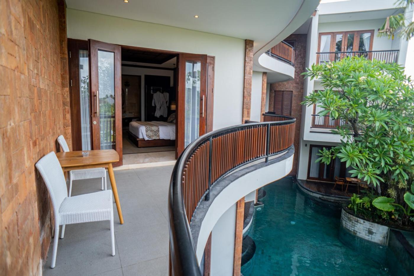 Djabu Seminyak Hotel Денпасар Екстериор снимка