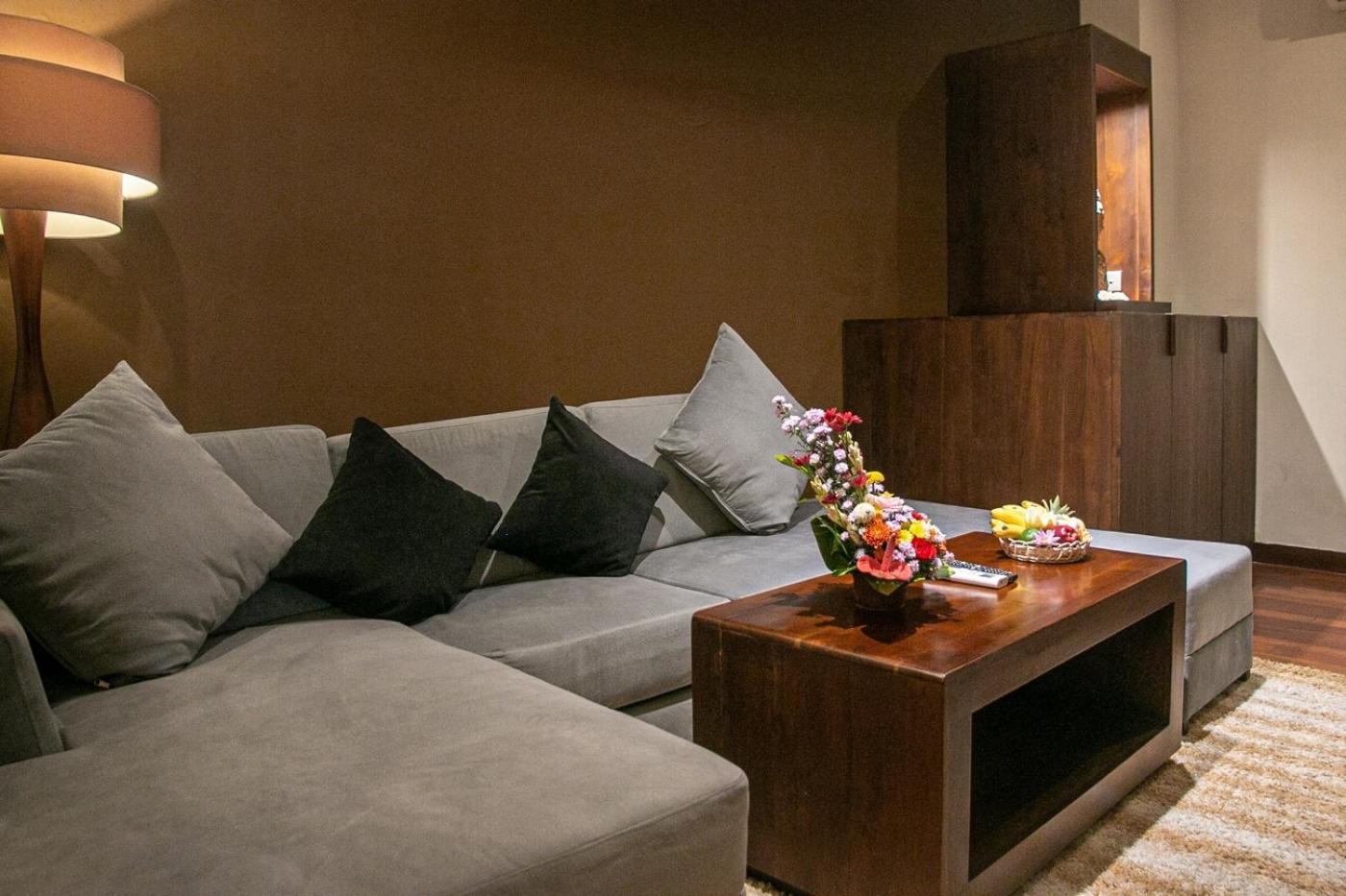 Djabu Seminyak Hotel Денпасар Екстериор снимка