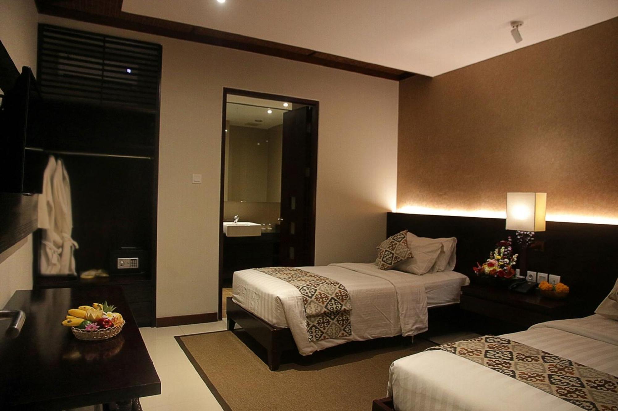 Djabu Seminyak Hotel Денпасар Екстериор снимка