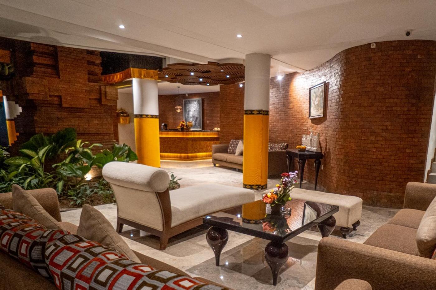 Djabu Seminyak Hotel Денпасар Екстериор снимка