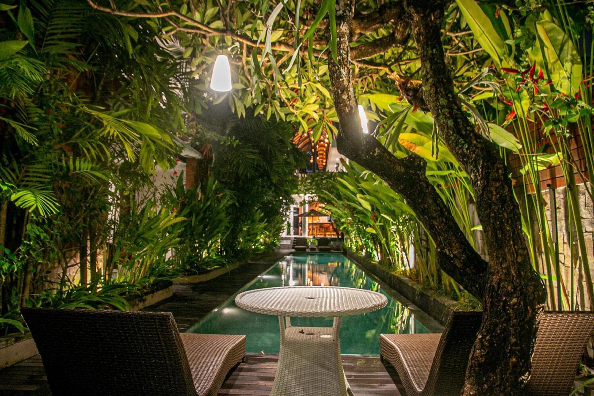 Djabu Seminyak Hotel Денпасар Екстериор снимка