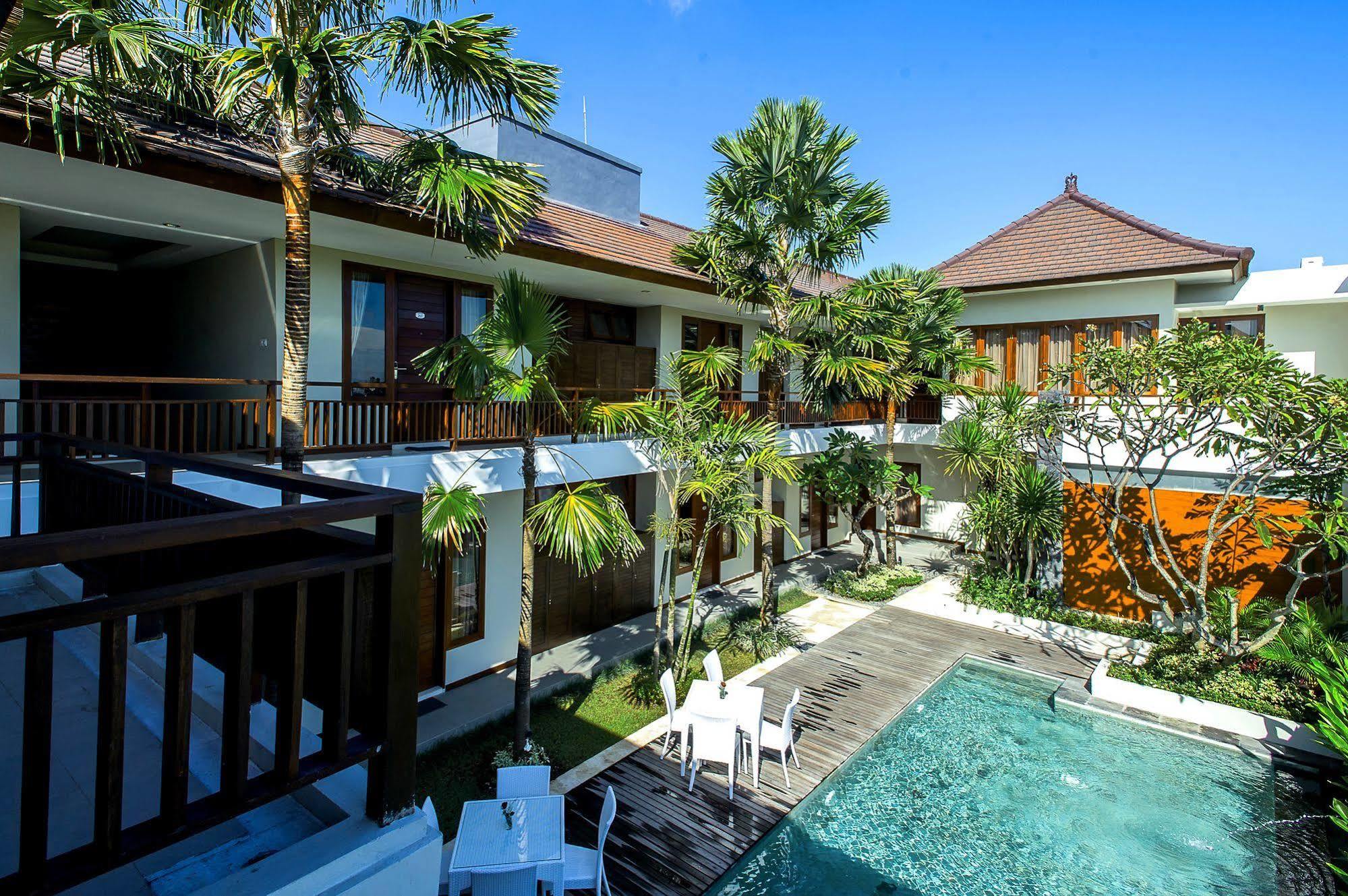 Djabu Seminyak Hotel Денпасар Екстериор снимка